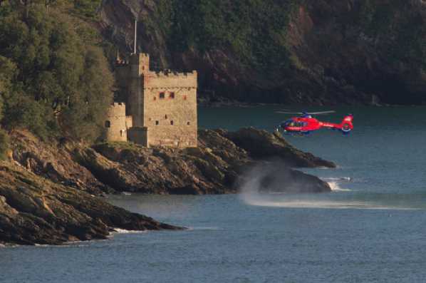 18 December 2011 - 13-28-09.jpg
Not a normal Devon Air Ambulance mission.
Skilled flying from the pilot of G-DVAA above the rocks near Kingswear Castle.
#DevonAirAmbulanceKingswear #AirAmbulanceSkill